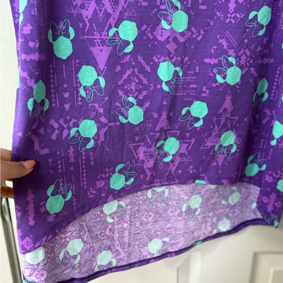 LuLaRoe Dianey Purple and Green Short Sleeve Tee | Minnie Print |XS - Picture 4 of 7